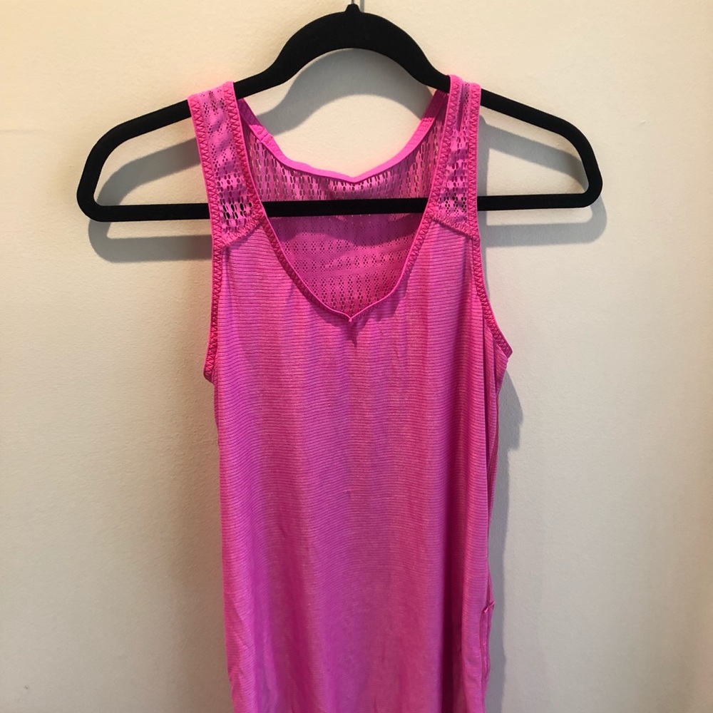 Hot pink lululemon tank